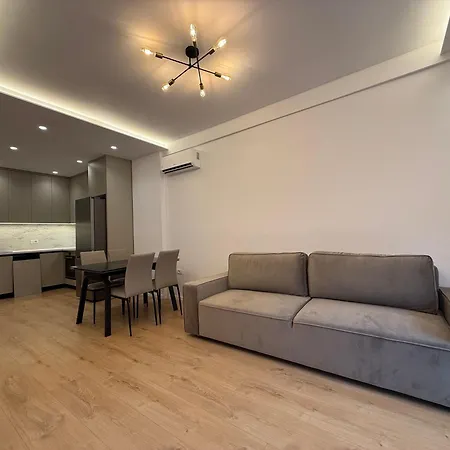 Urban House E88 *